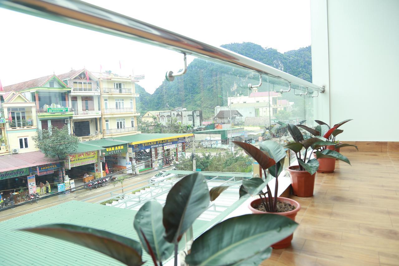 Gold Plus Hotel Phong Nha Bagian luar foto